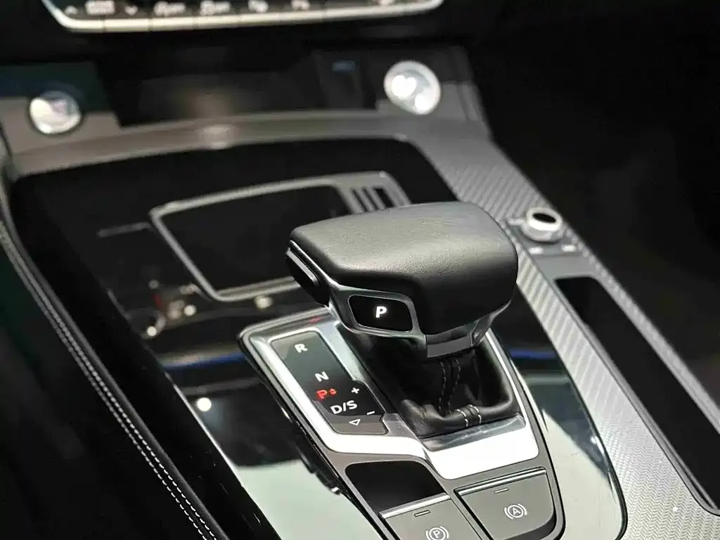 Audi Q5L 2021 из CN, фото 10