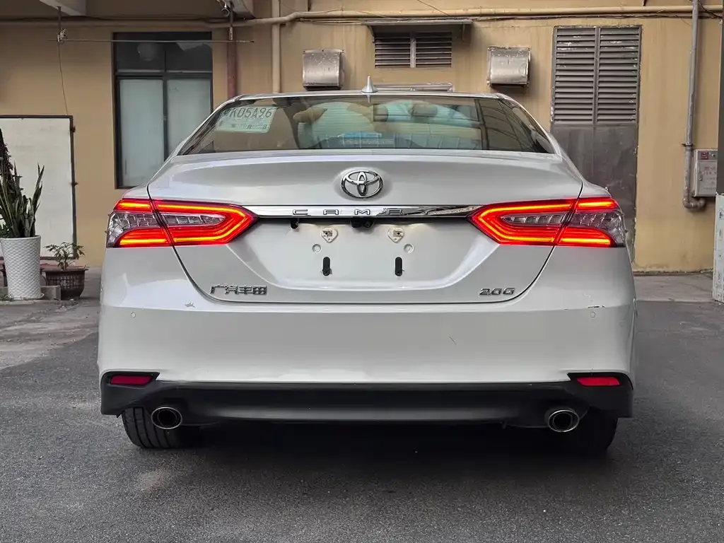 Toyota Camry 2022 из CN, фото 4