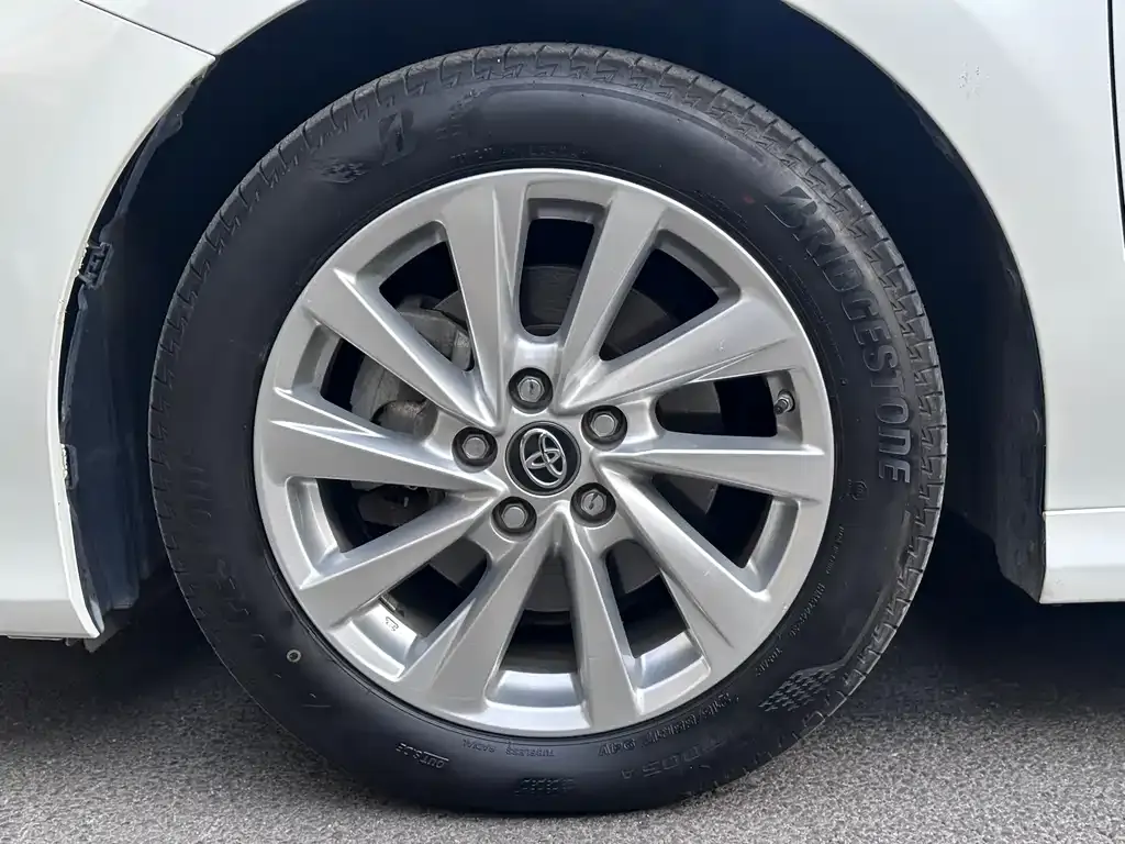 Toyota Camry 2022 из CN, фото 8