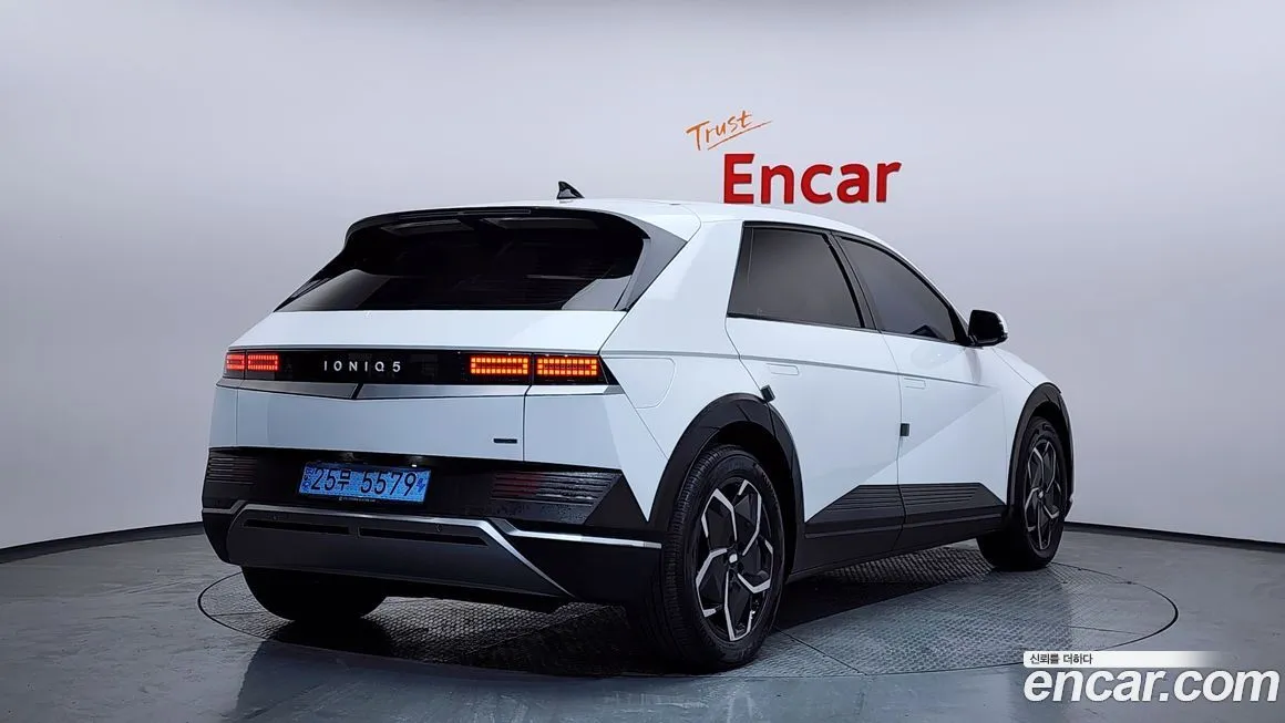 Hyundai Ioniq5 — фото 2