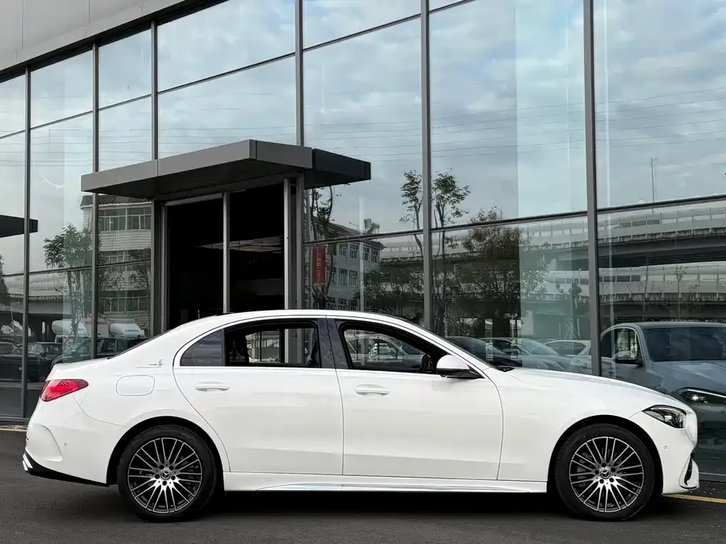 Mercedes-Benz C-Class 2025 из CN, фото 4