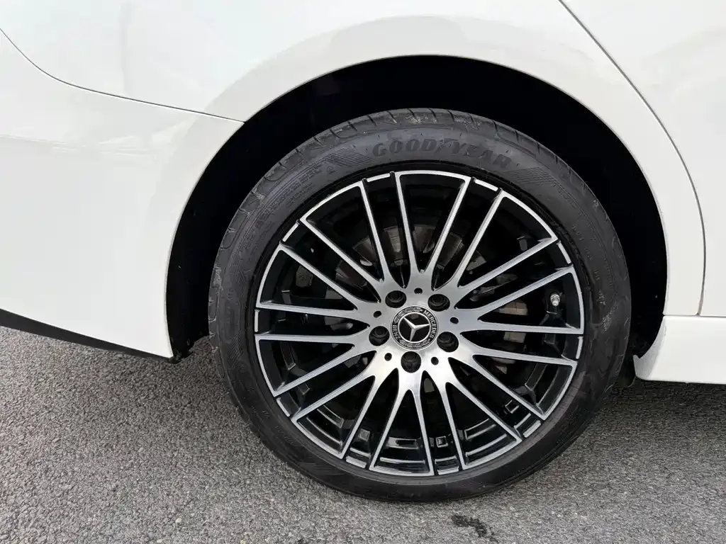 Mercedes-Benz C-Class 2025 из CN, фото 7
