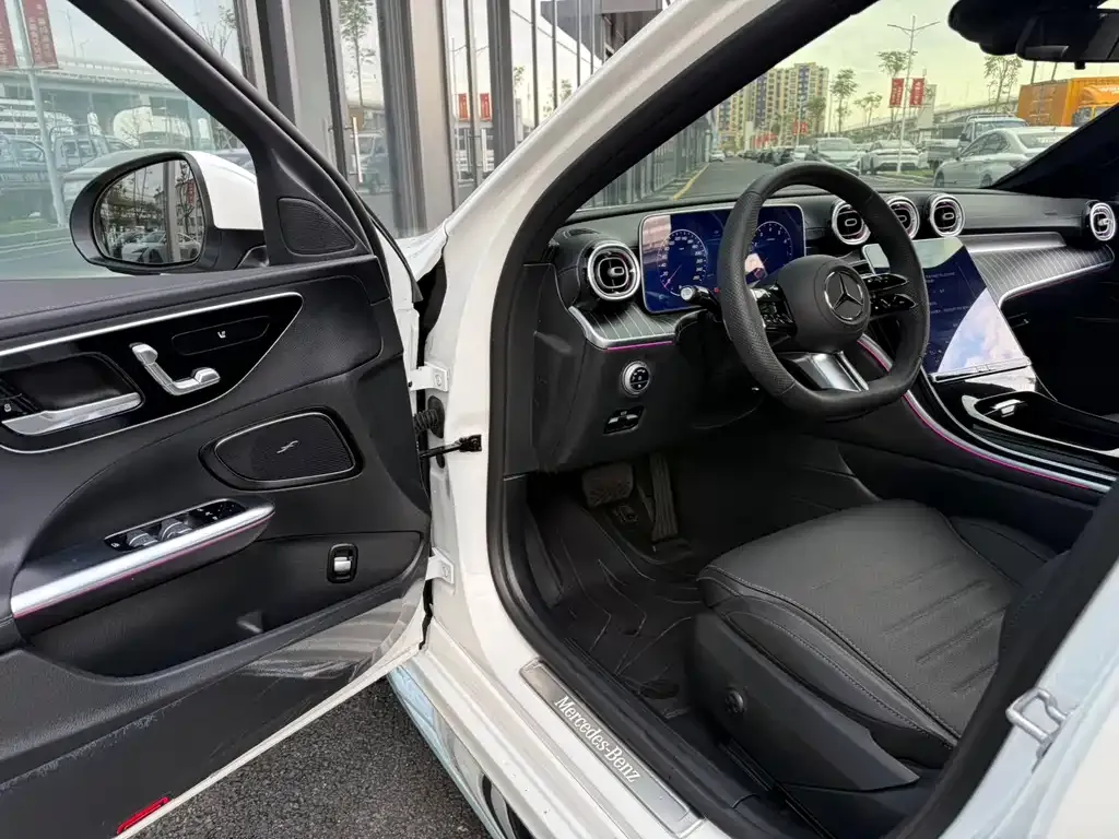 Mercedes-Benz C-Class 2025 из CN, фото 8