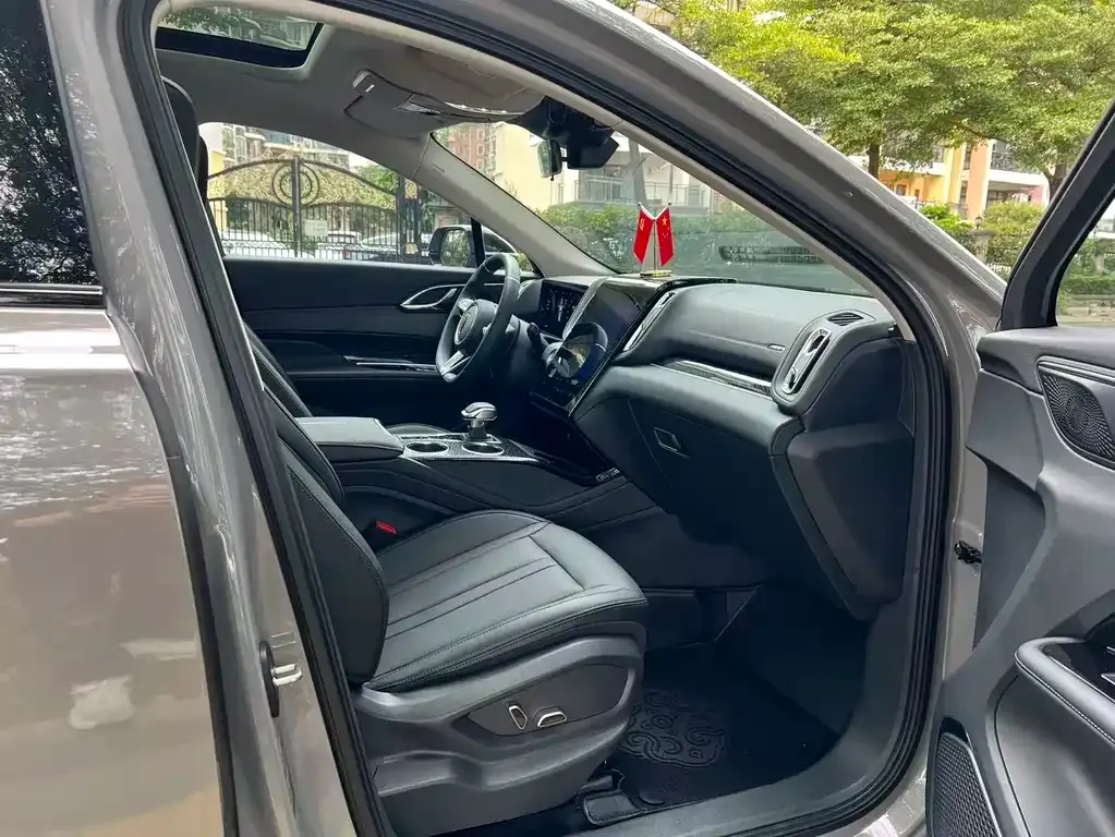 Hongqi HS3 2024 из CN, фото 3