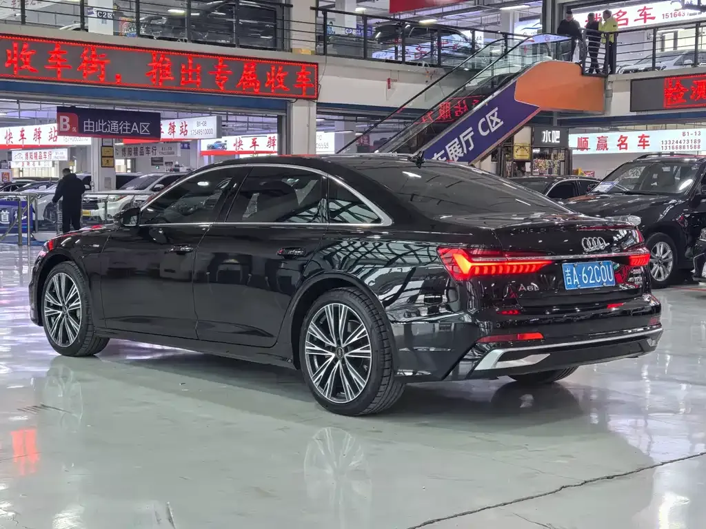 Audi A6L 2023 из CN, фото 7