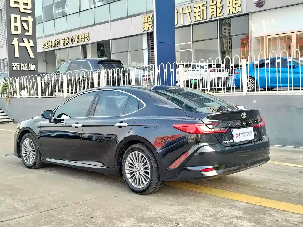 Toyota Camry 2025 из CN, фото 8