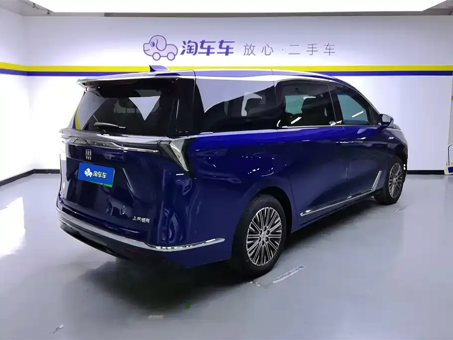 Buick GL8 Hybrid 2024 из CN, фото 3