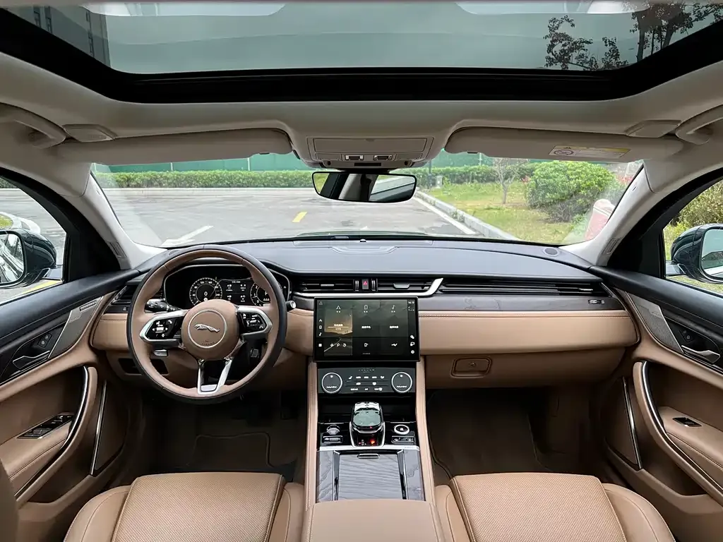 Jaguar XFL 2025 из CN, фото 10