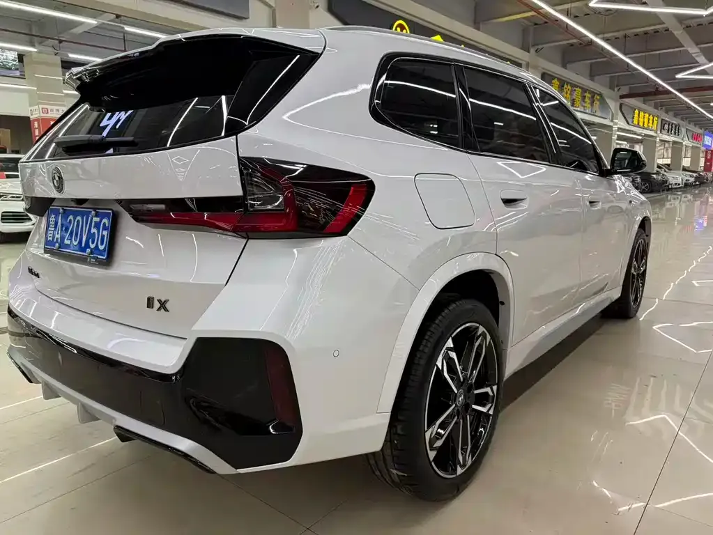 BMW X1 2023 из CN, фото 4