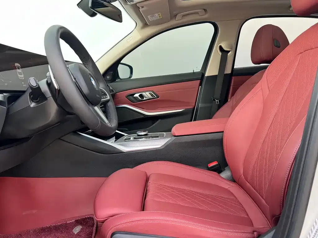 BMW 3 Series 2024 из CN, фото 6