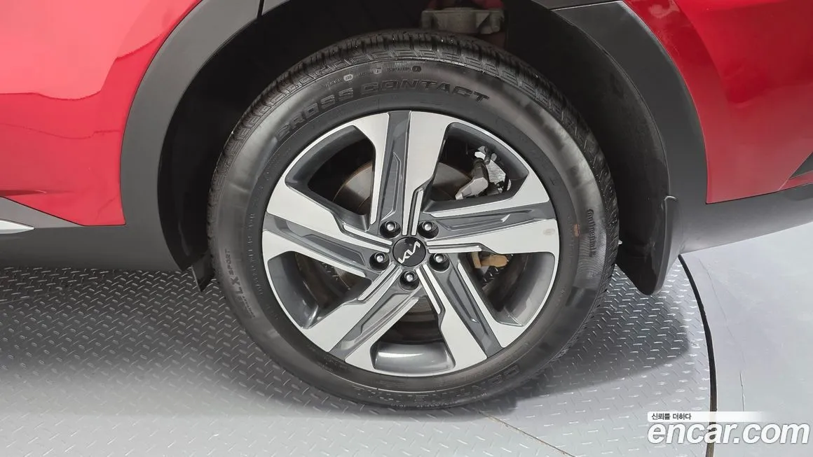 Kia Sorento — фото 5