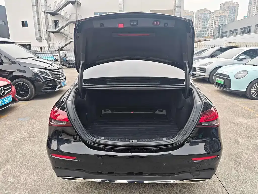 Mercedes-Benz E-Class 2021 из CN, фото 6