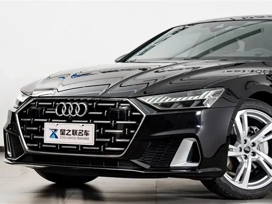 Audi A7L 2024 из CN, фото 4