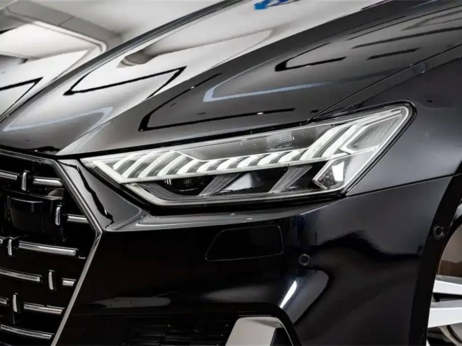 Audi A7L 2024 из CN, фото 5