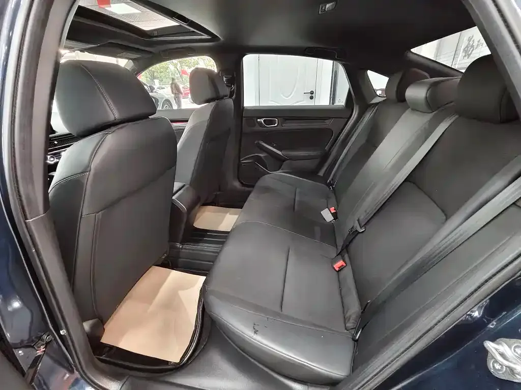 Honda Civic — фото 8
