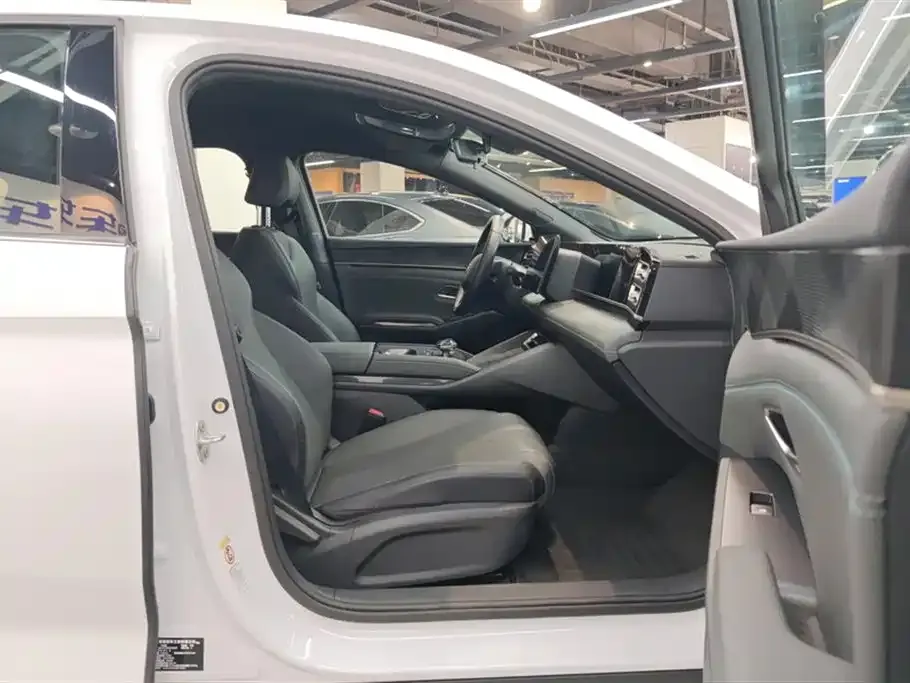 BYD Qin L 2024 из CN, фото 8