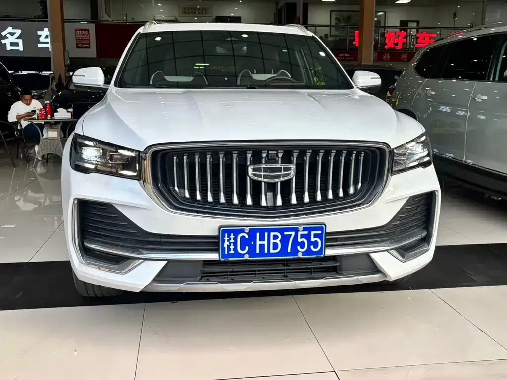Geely Xingyue L — фото 3
