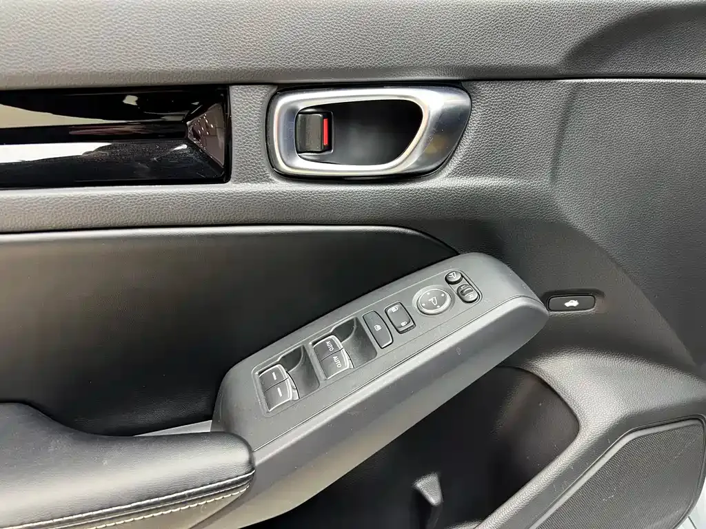 Honda Civic 2023 из CN, фото 9