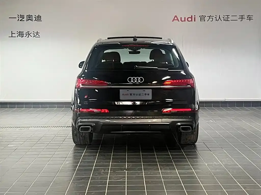 Audi Q7 2025 из CN, фото 5