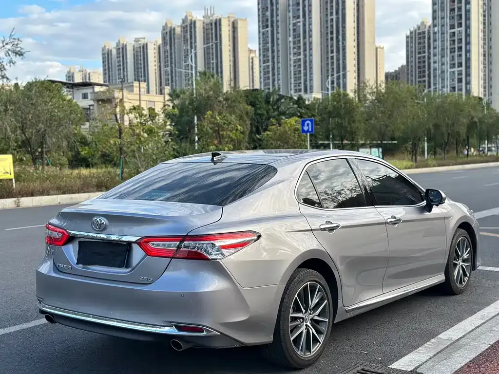 Toyota Camry 2024 из CN, фото 4
