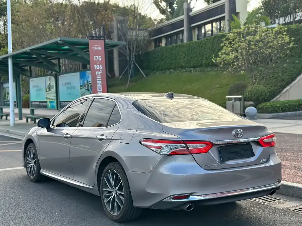 Toyota Camry 2024 из CN, фото 6
