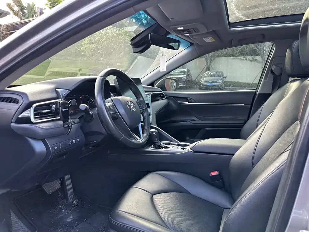 Toyota Camry 2024 из CN, фото 7