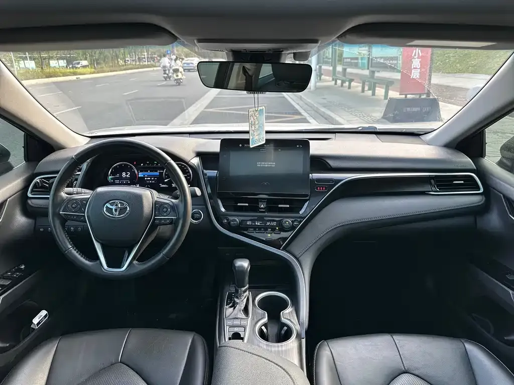 Toyota Camry 2024 из CN, фото 9