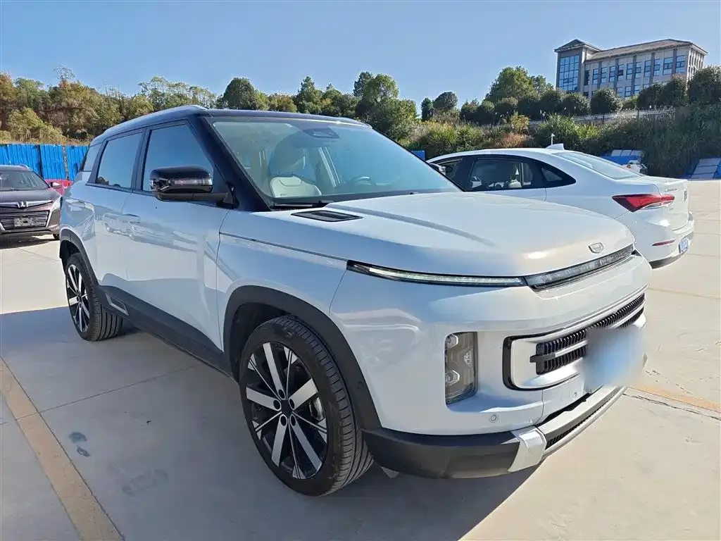 Geely Icon — фото 4
