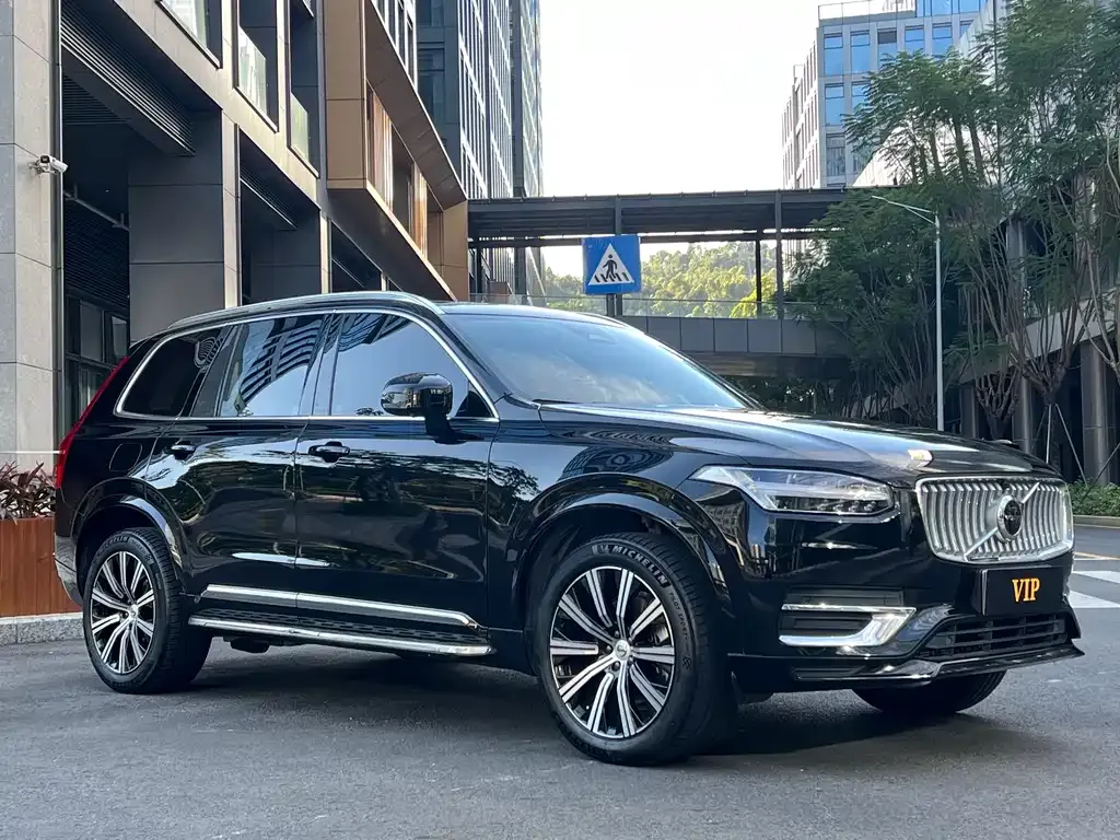 Volvo XC90 2023 из CN, фото 3