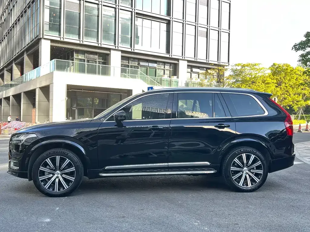 Volvo XC90 2023 из CN, фото 4