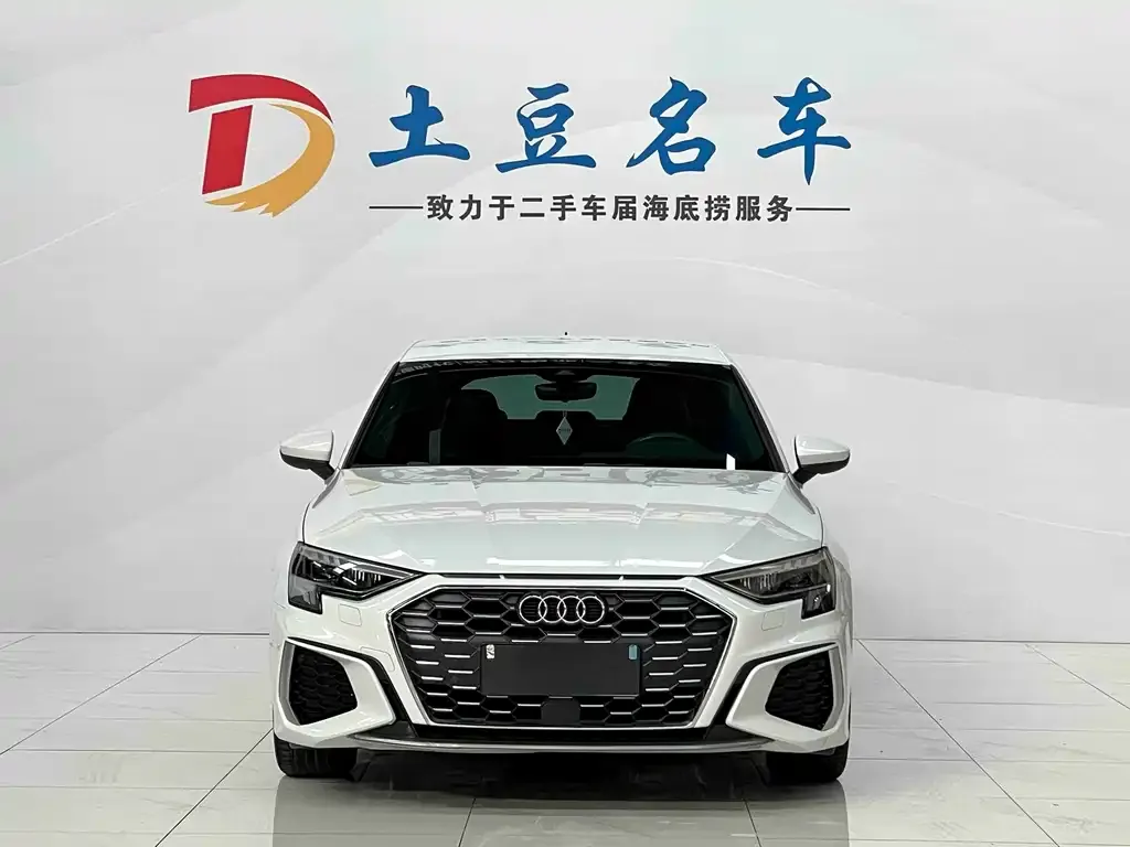 Audi A3 2021 из CN, фото 2