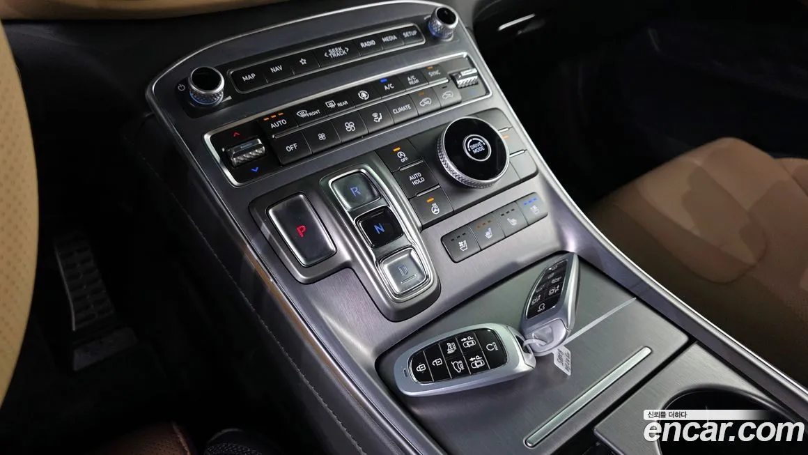 [object Object] Santafe 2023 из KR, фото 9