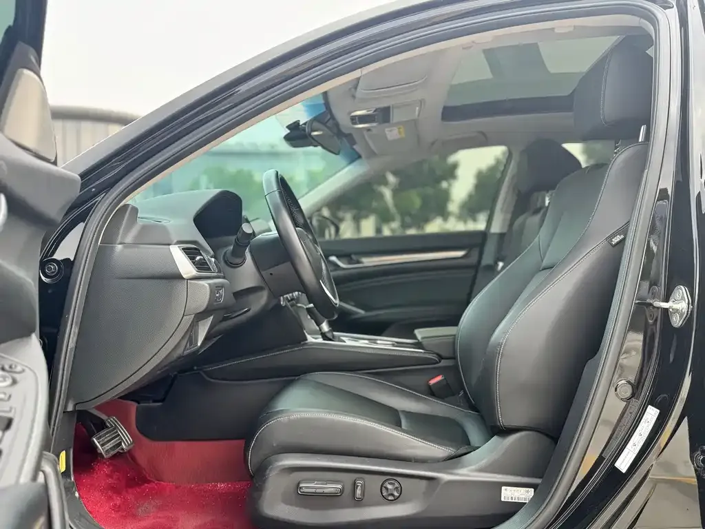 Honda Accord 2023 из CN, фото 6