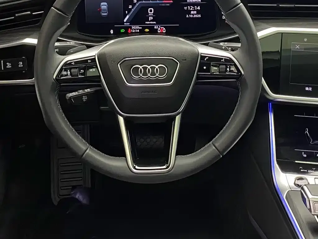 Audi A6L — фото 5