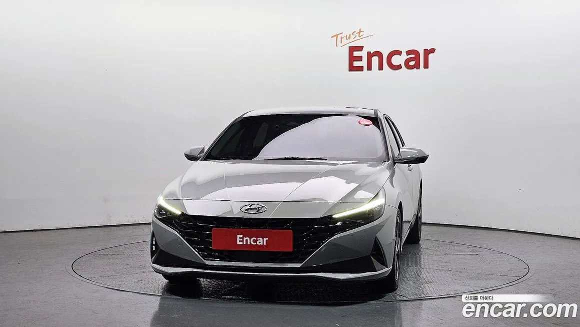 Hyundai AVANTE — фото 3