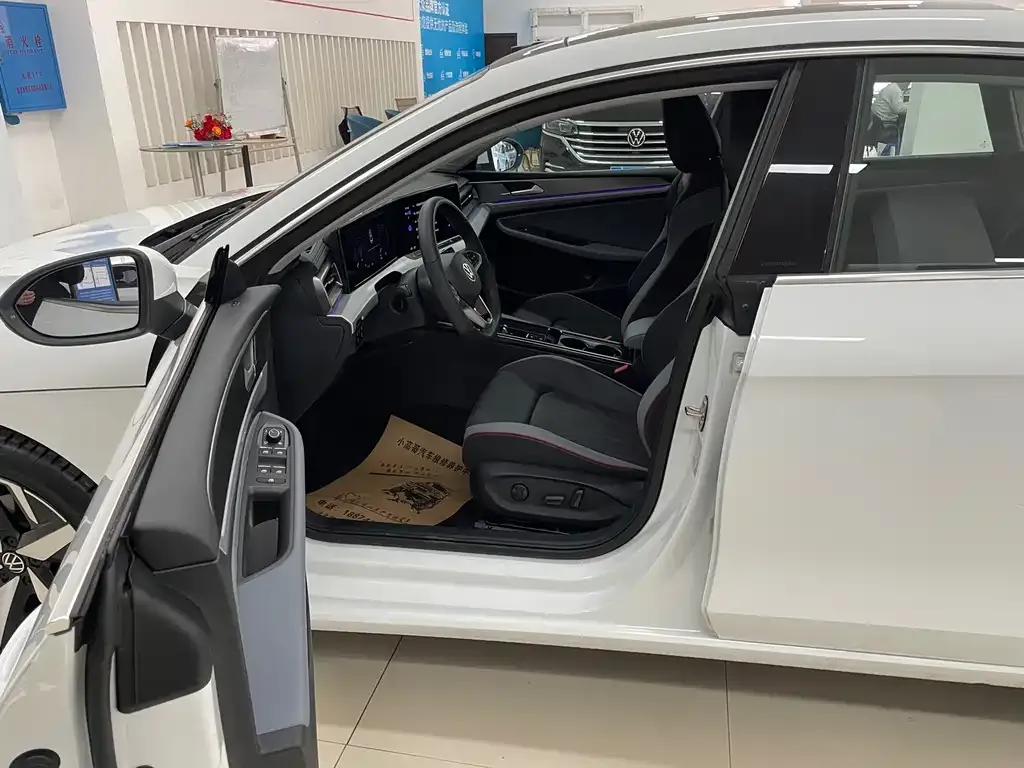 Volkswagen Lamando 2024 из CN, фото 7