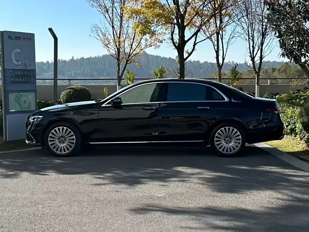Mercedes-Benz E-Class 2021 из CN, фото 3