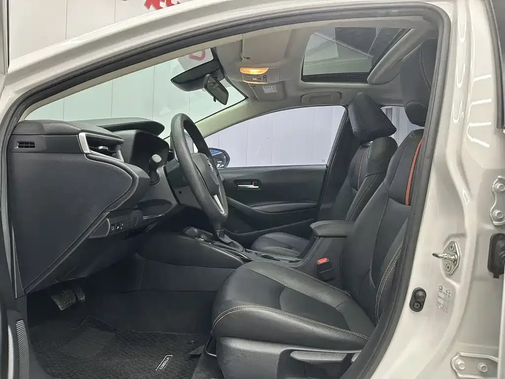 Toyota Corolla 2021 из CN, фото 4