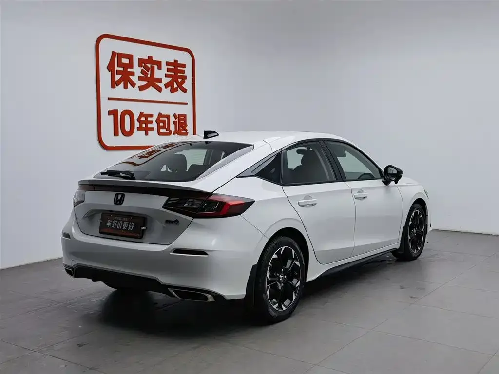 Honda Civic 2024 из CN, фото 2
