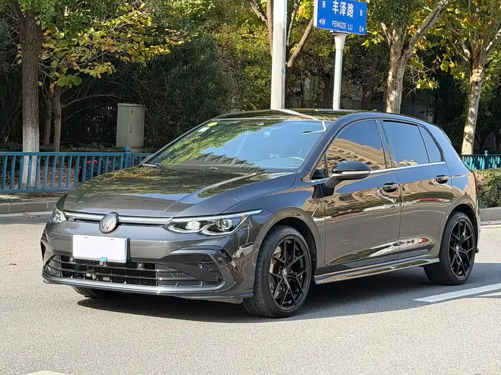 Volkswagen Golf 2021 из CN, фото 1