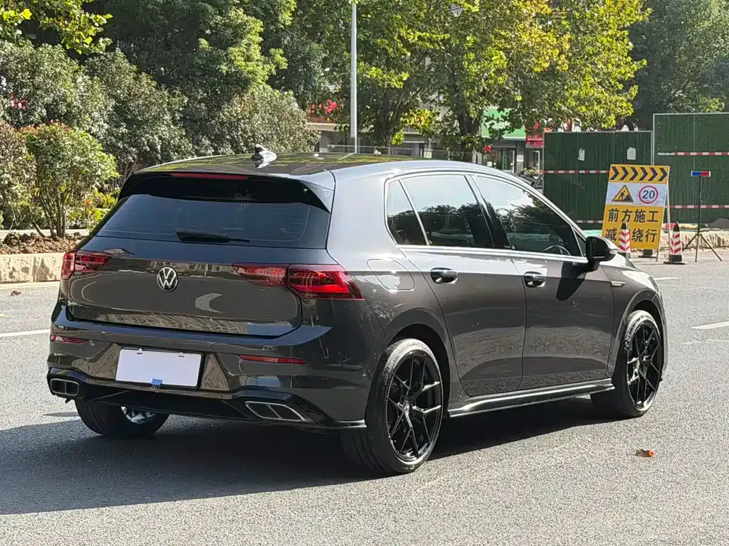 Volkswagen Golf 2021 из CN, фото 4