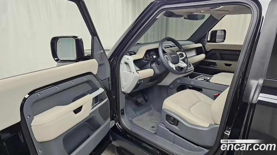 Land Rover Defender 2023 из KR, фото 10