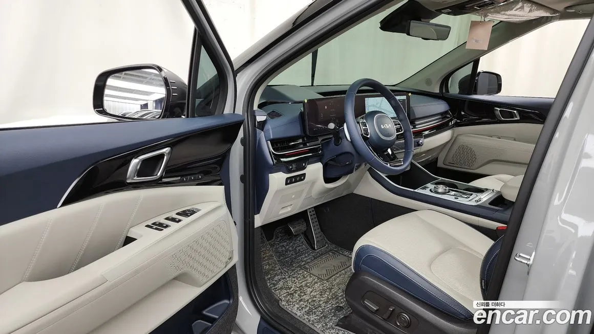 Kia Carnival — фото 10