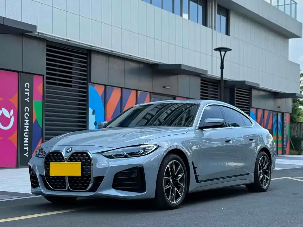 BMW 4 Series 2023 из CN, фото 1