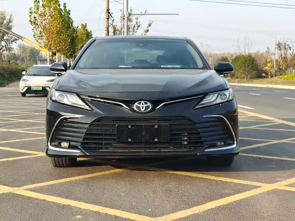 Toyota Camry 2022 из CN, фото 1