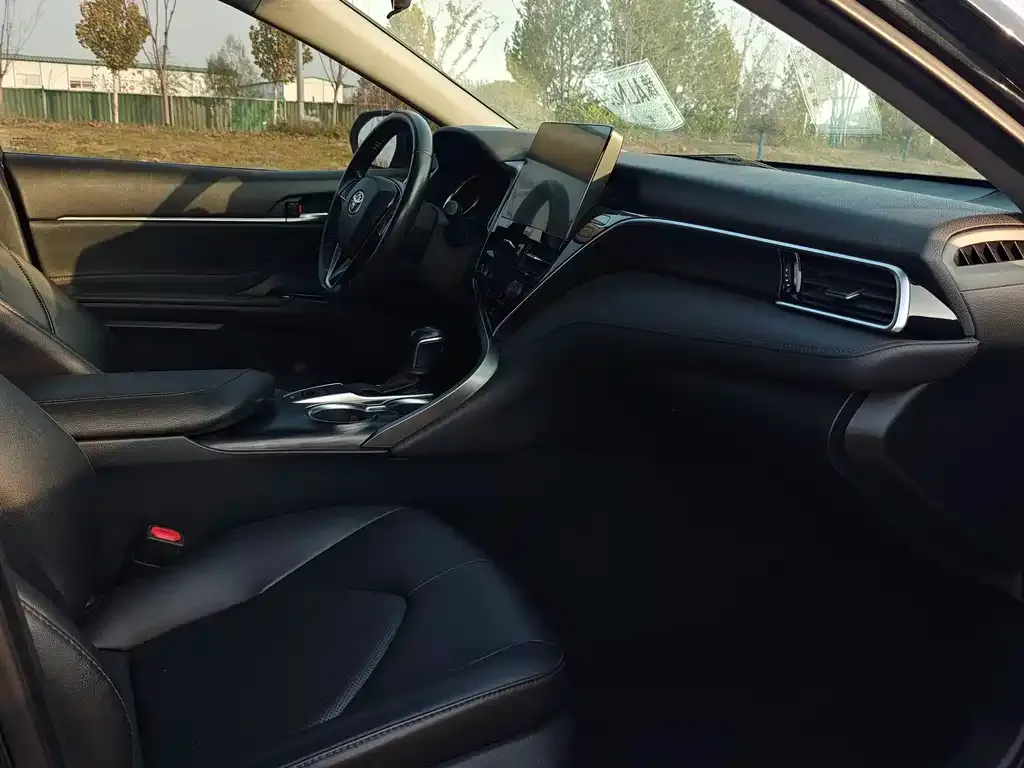 Toyota Camry 2022 из CN, фото 9