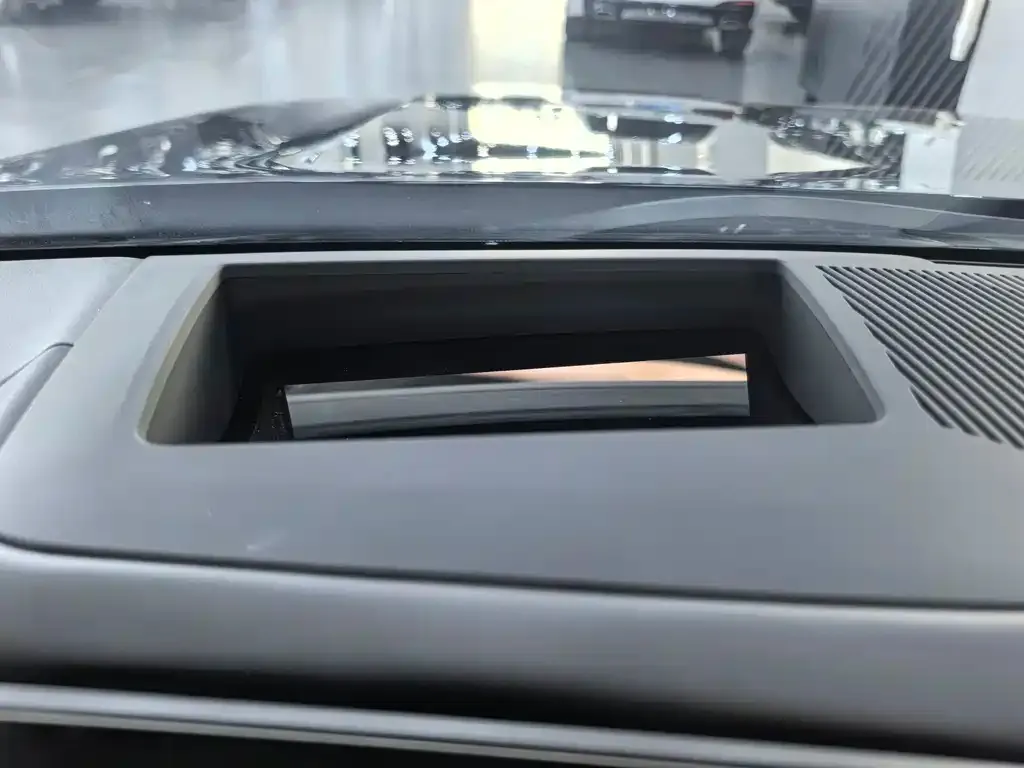 BMW 5 Series — фото 10