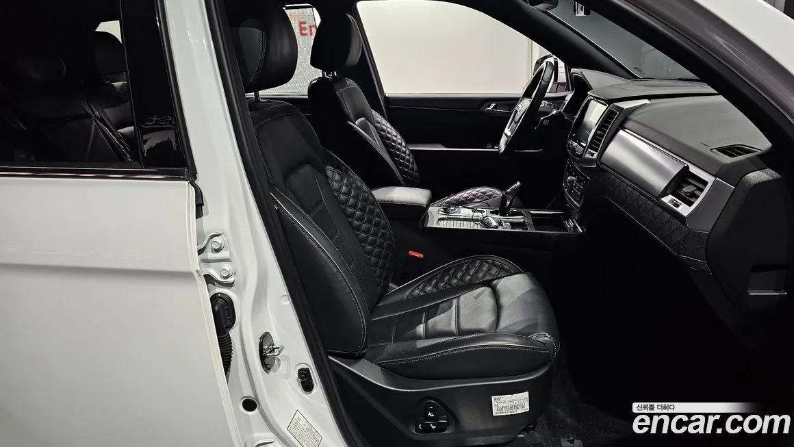 KG Mobility (Ssangyong) Rexton — фото 10