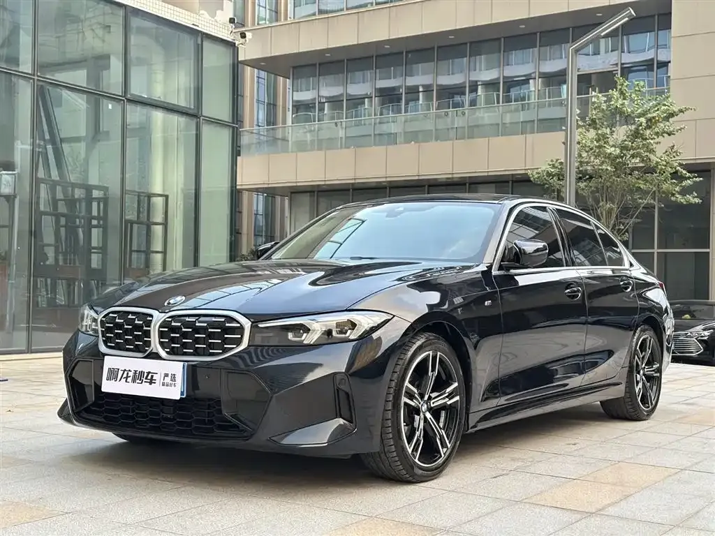 BMW 3 Series 2024 из CN, фото 1