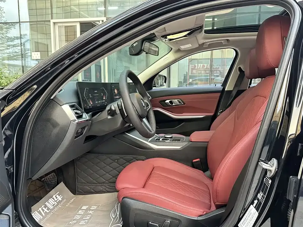 BMW 3 Series 2024 из CN, фото 7